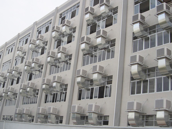 惠州某电子厂安装工业降温水冷空调
